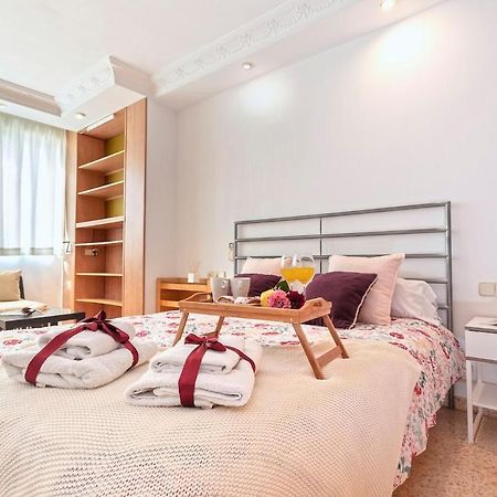 -Malagasunapts- West Beach Malaga Seafood & Relax Экстерьер фото